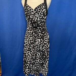 White House Black Market Giraffe Print Dress Size 8